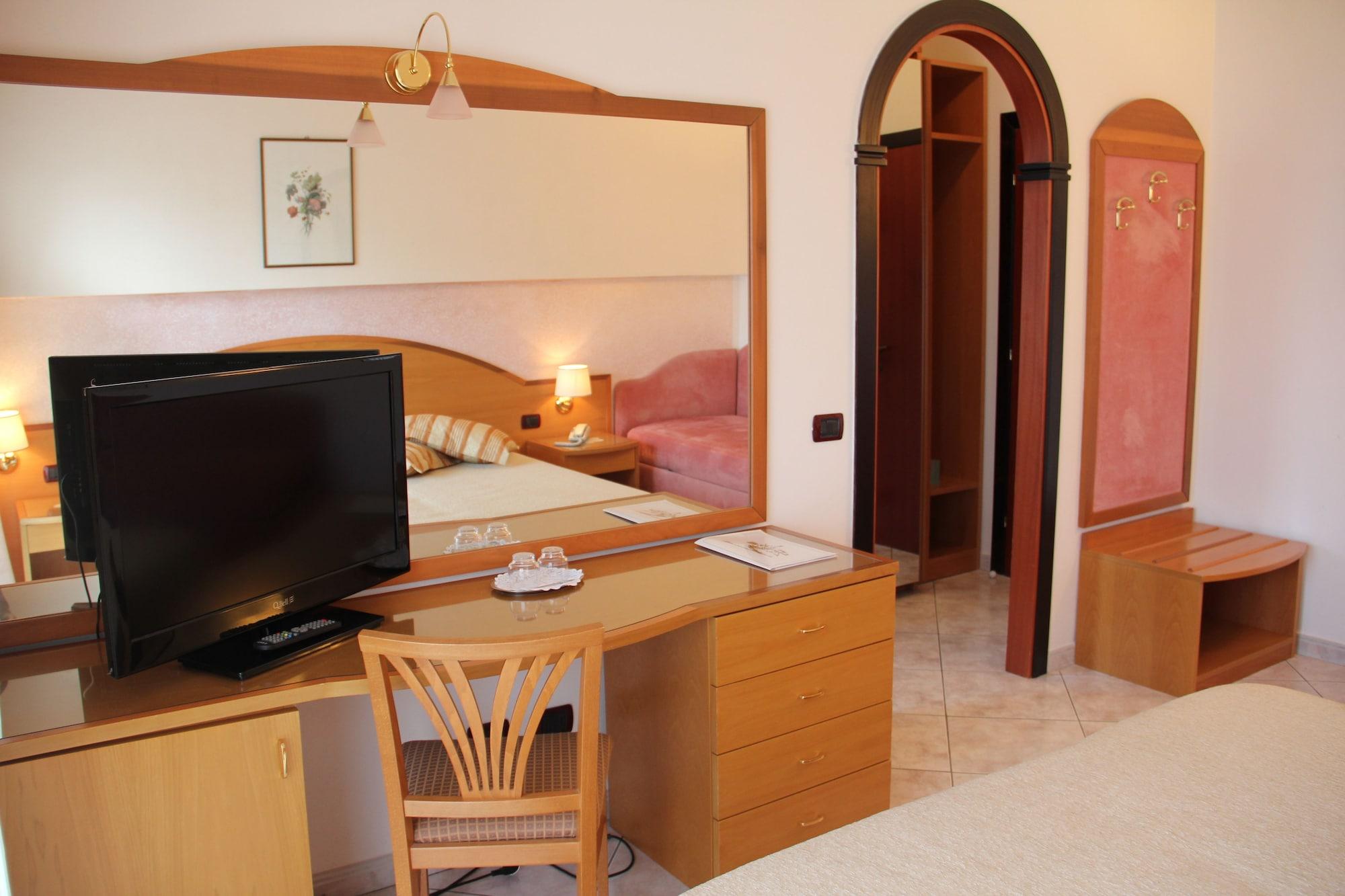 Hotel Nettuno Червія Екстер'єр фото