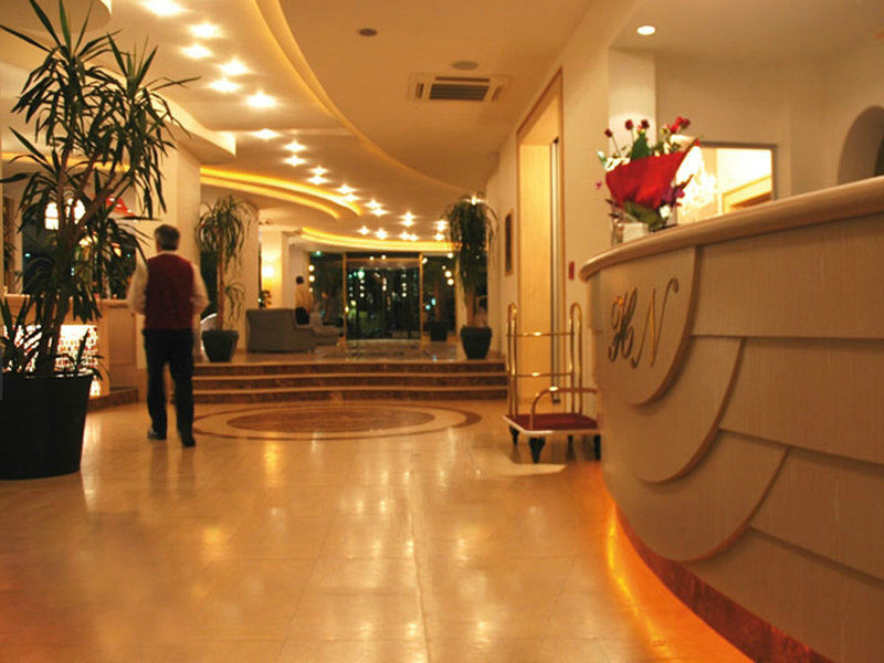 Hotel Nettuno Червія Екстер'єр фото