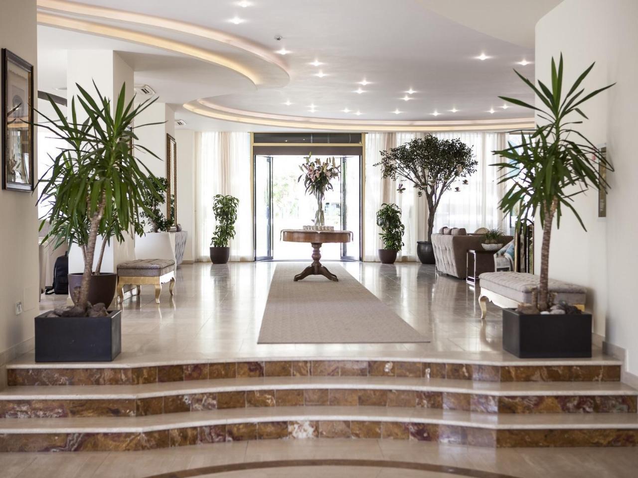 Hotel Nettuno Червія Екстер'єр фото