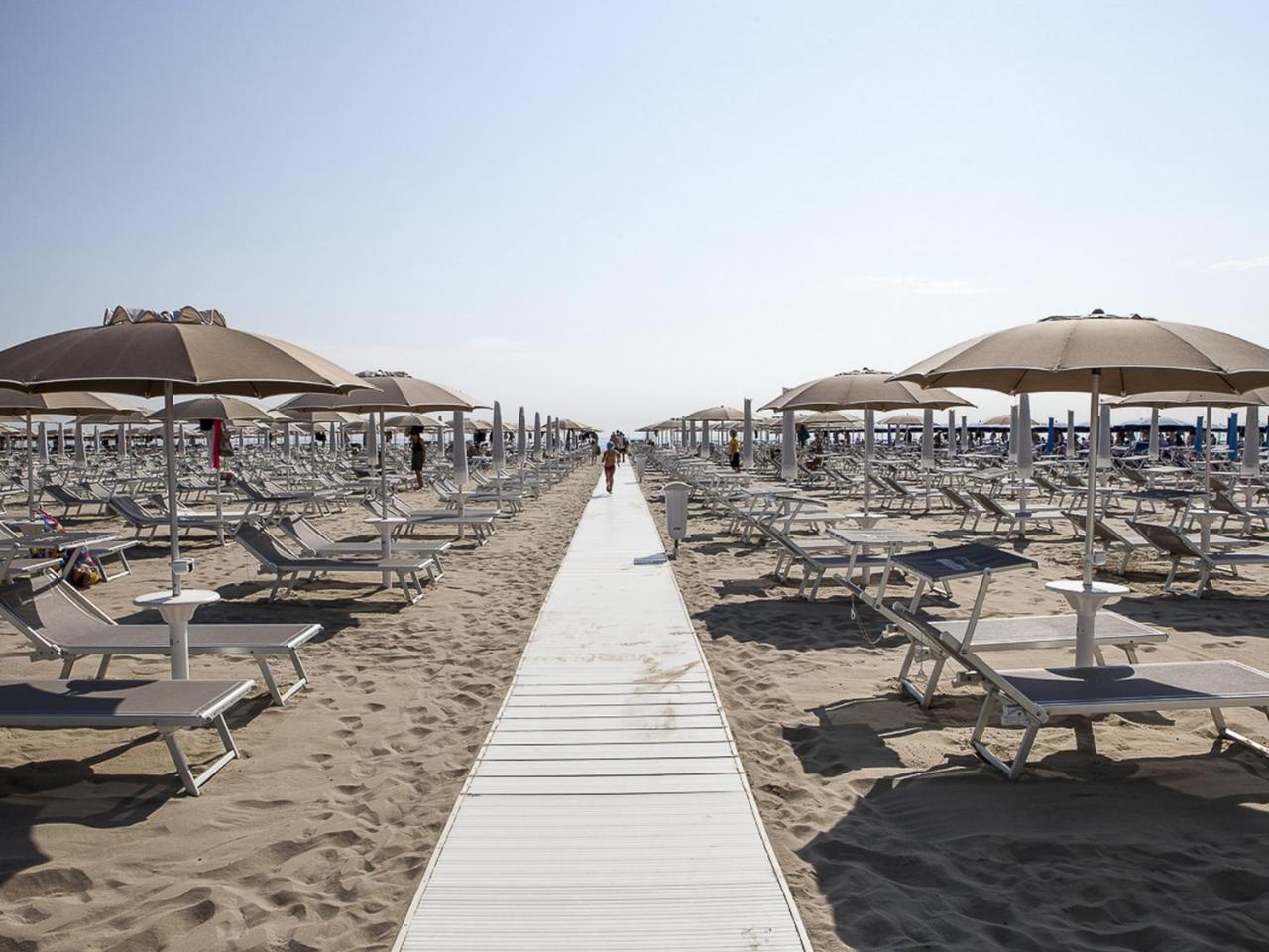Hotel Nettuno Червія Екстер'єр фото