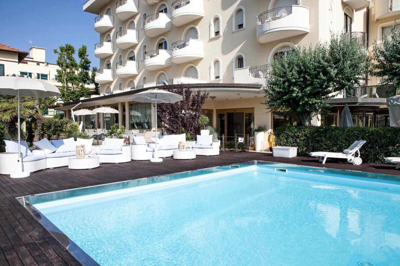 Hotel Nettuno Червія Екстер'єр фото