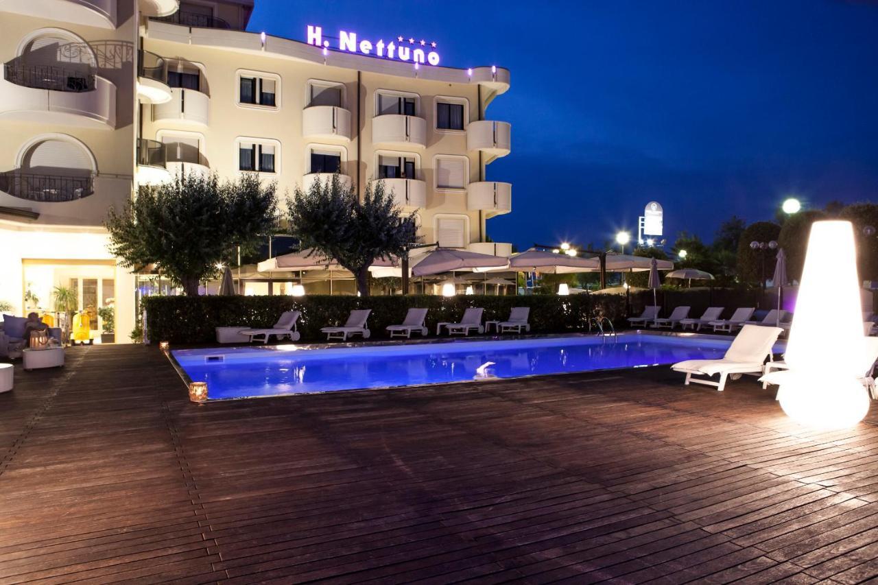 Hotel Nettuno Червія Екстер'єр фото