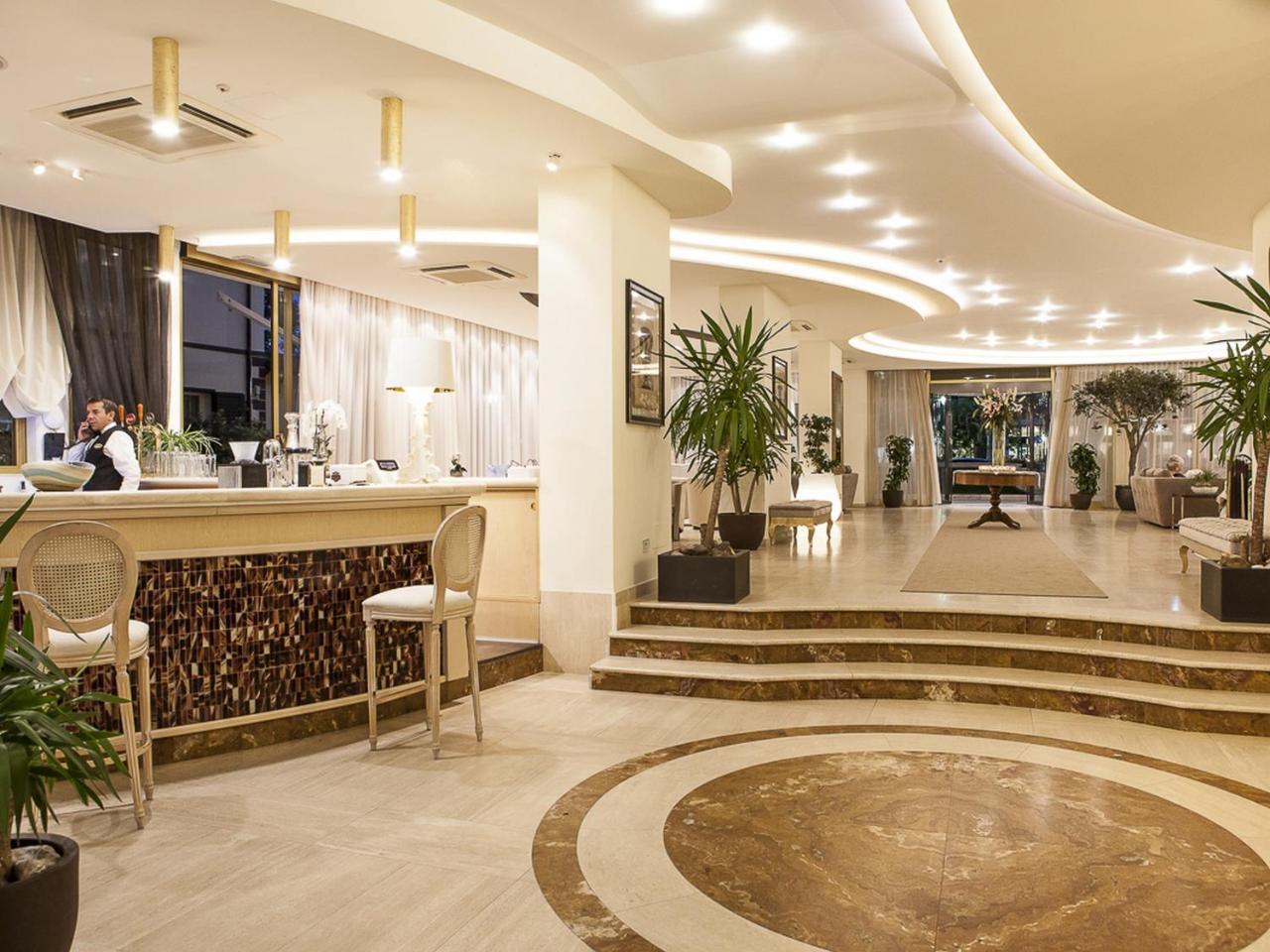 Hotel Nettuno Червія Екстер'єр фото