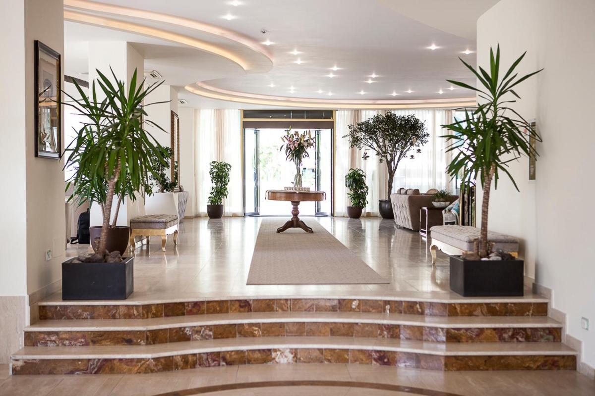 Hotel Nettuno Червія Екстер'єр фото