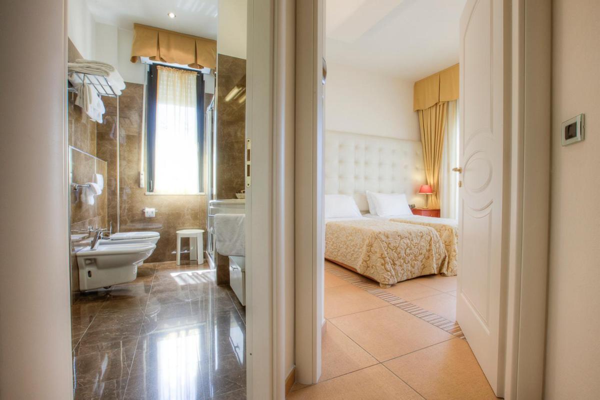 Hotel Nettuno Червія Екстер'єр фото