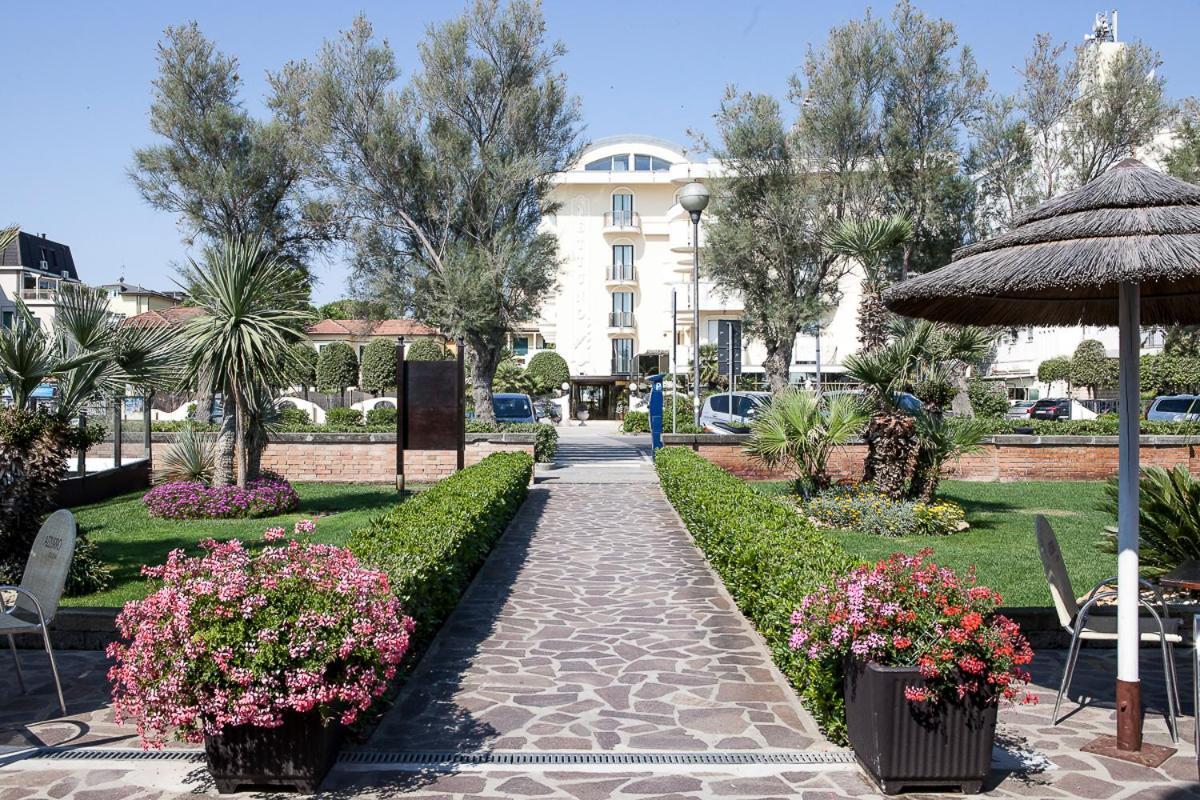 Hotel Nettuno Червія Екстер'єр фото